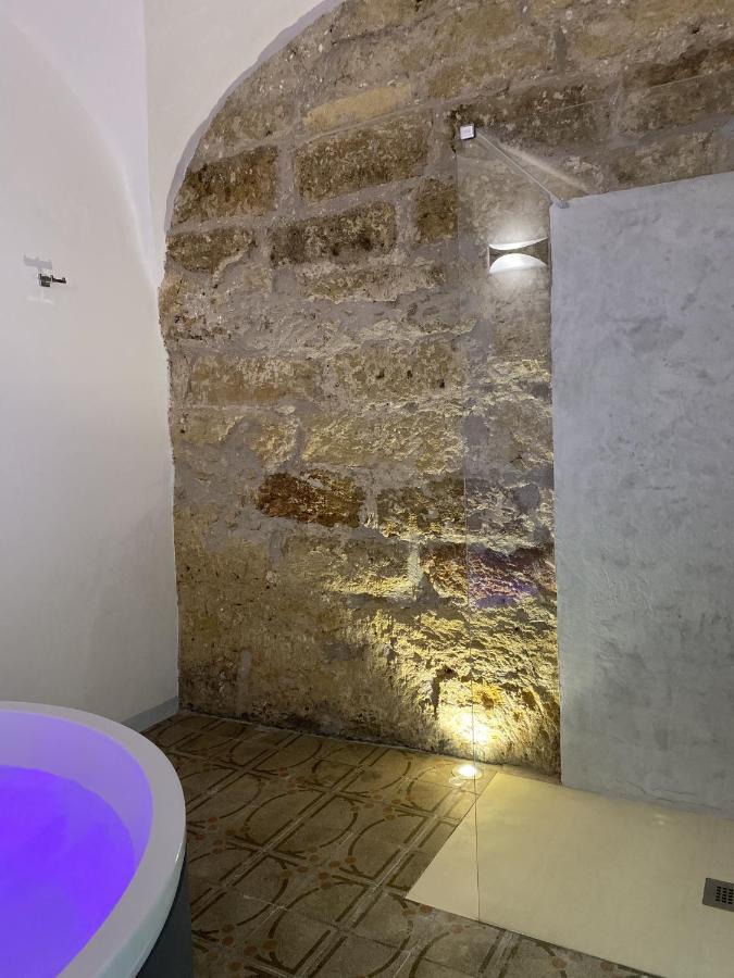 Settegrana Suite Con Vasca Idromassaggio Cinisi Exterior photo