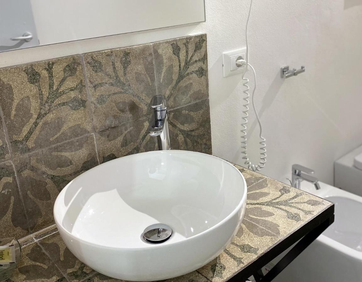 Settegrana Suite Con Vasca Idromassaggio Cinisi Exterior photo