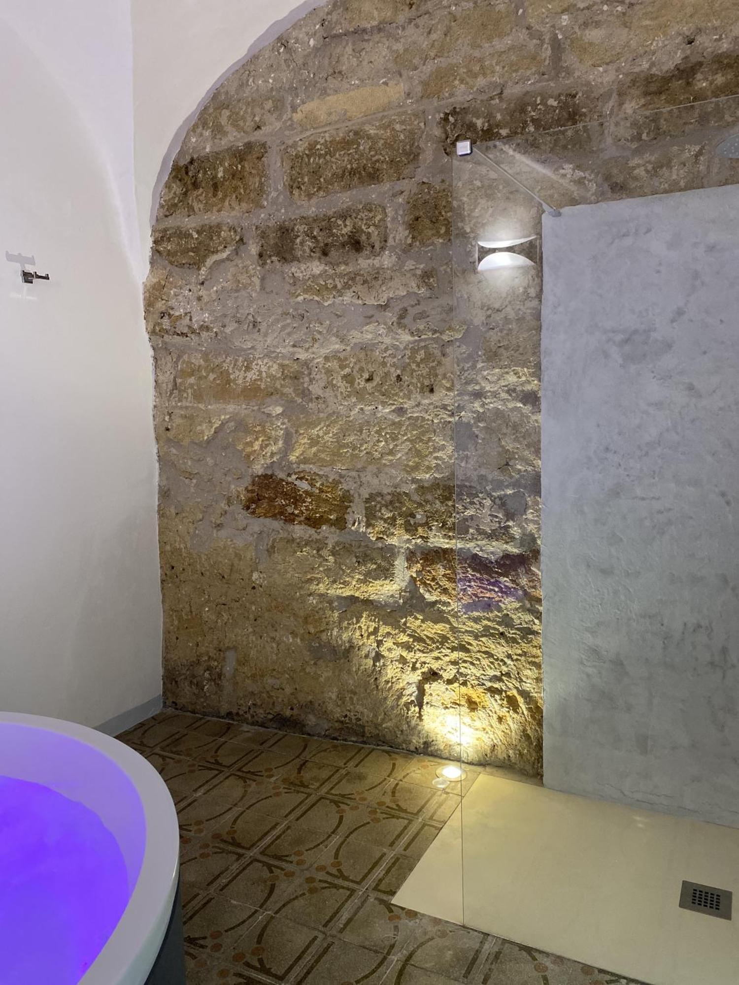 Settegrana Suite Con Vasca Idromassaggio Cinisi Exterior photo